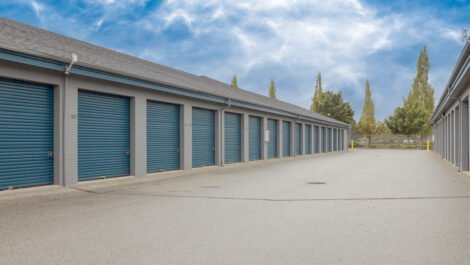 Drive up self storage units