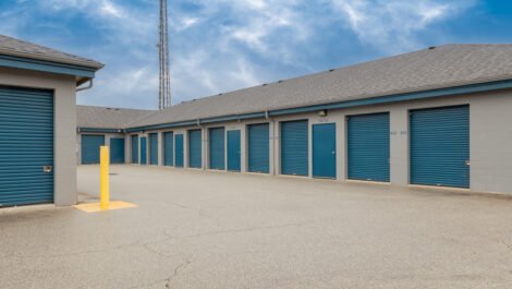 Drive up self storage units