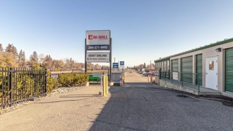 Mini Mall Storage Sign in Brandon