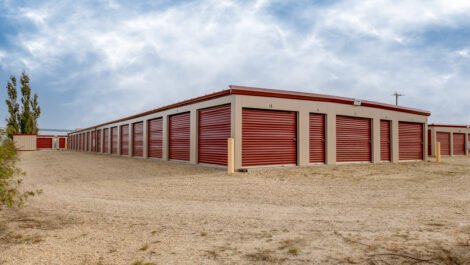 Outside storage Units Lacombe