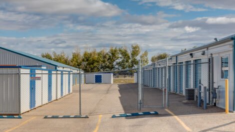 storage units lethbridge