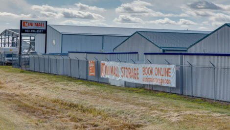 Mini Mall Storage in Lethbridge