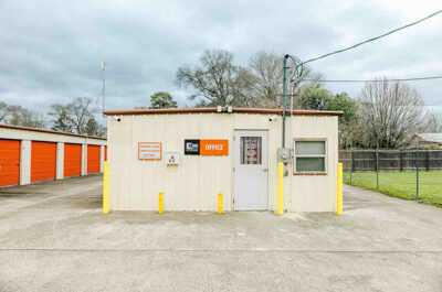 Mini Mall Storage facility office in Splendora