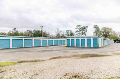 drive up self storage units in Conroe