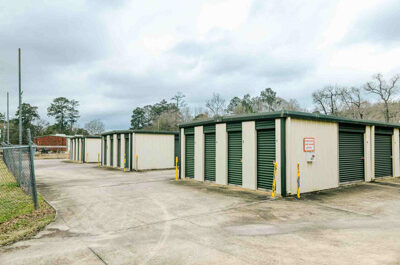 self storage units at Mini Mall Storage