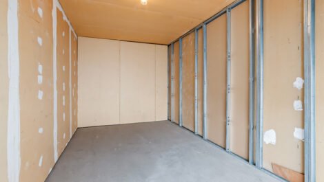 Climate control storage units