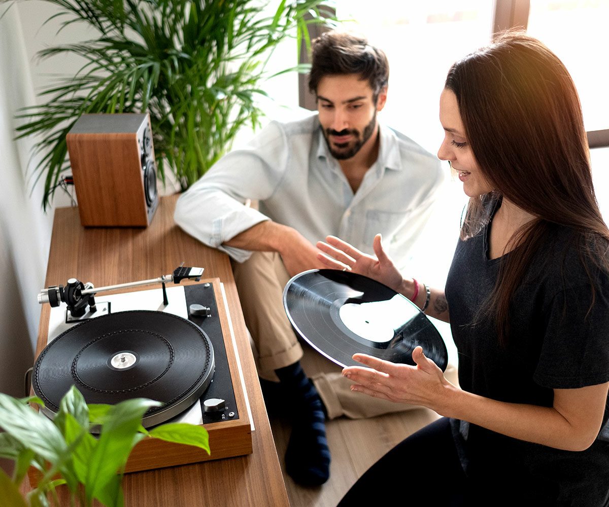 preparing vinyl records for storage