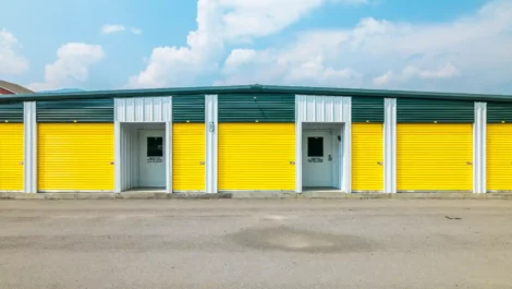 drive up storage units