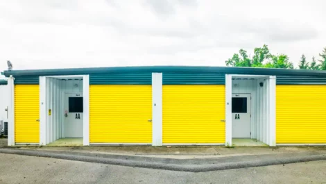 drive up storage units